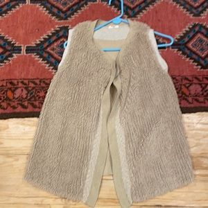 Dylan vest size small